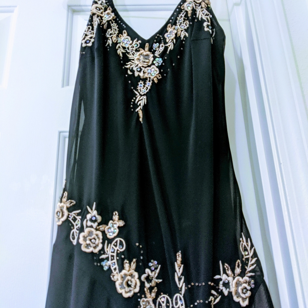 H&M Richards Macy's Black applique flower dress